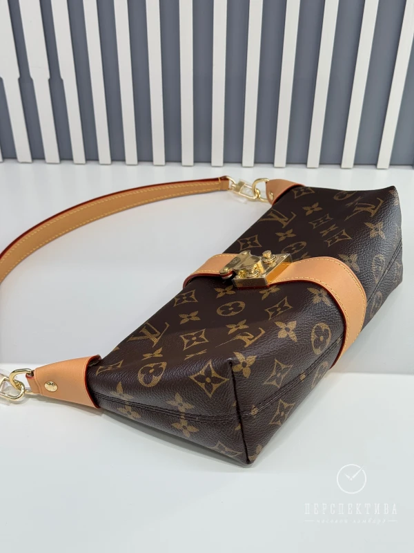 Louis Vuitton Pochette Mia M26191 5