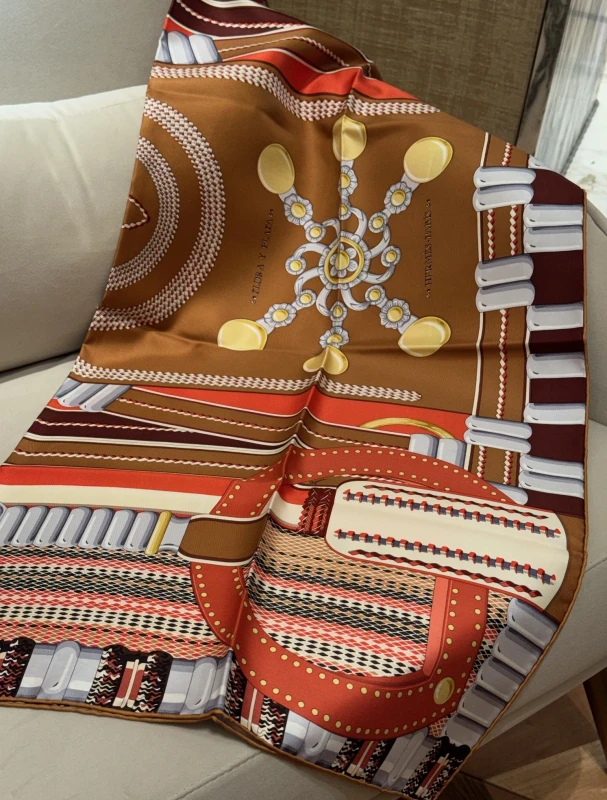 Hermès Les Chevaux Dechaines scarf 90 scarf 3