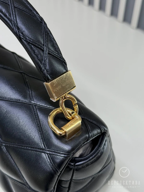 Louis Vuitton GO-14 PM M12004 4