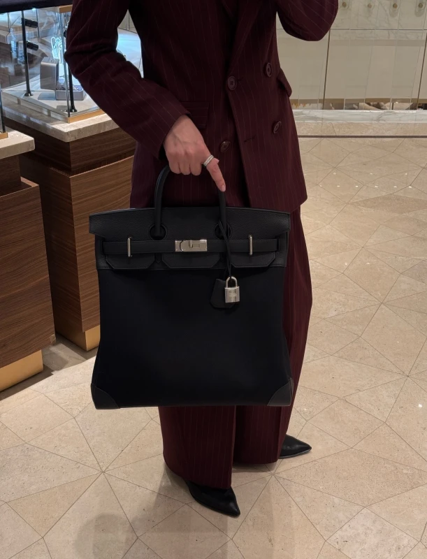 Hermès Courroies 40 Militaire Veau Togo Noir/Noir Courroies 40 7