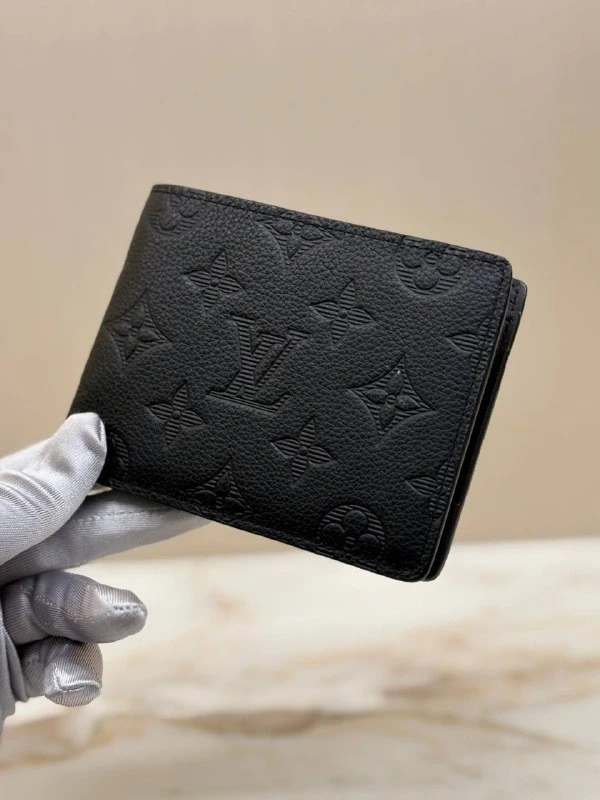 Louis Vuitton Multiple Wallet M82072 2