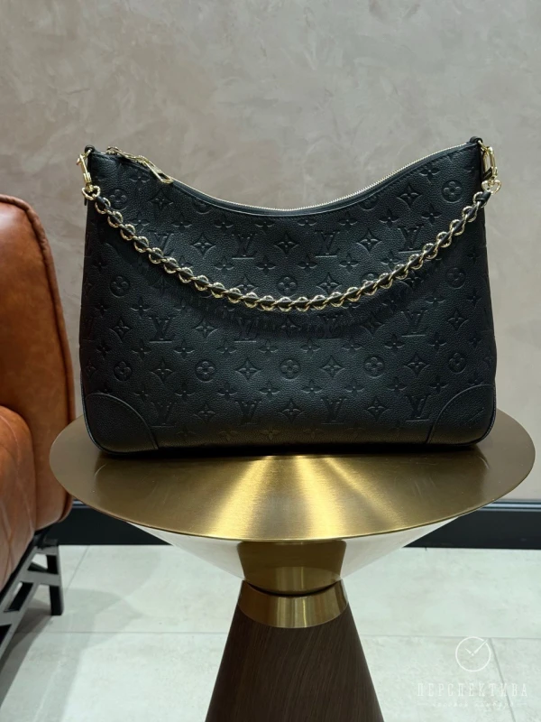 Louis Vuitton Boulogne GM M13706 5