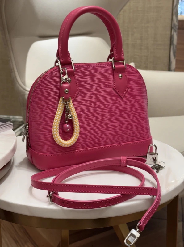 Louis Vuitton Alma BB M28902 2