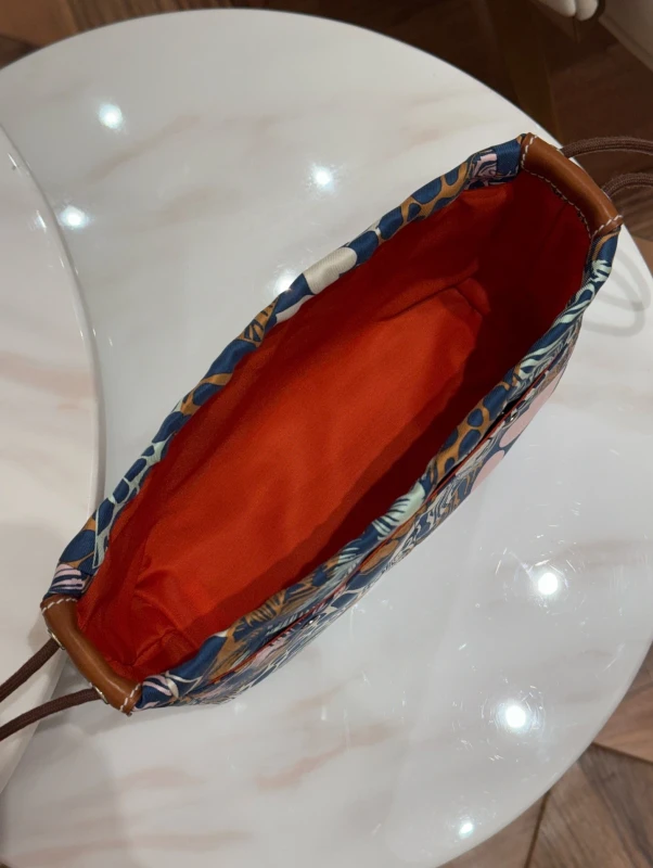 Hermès Handbag pouch H086578CKAA 4