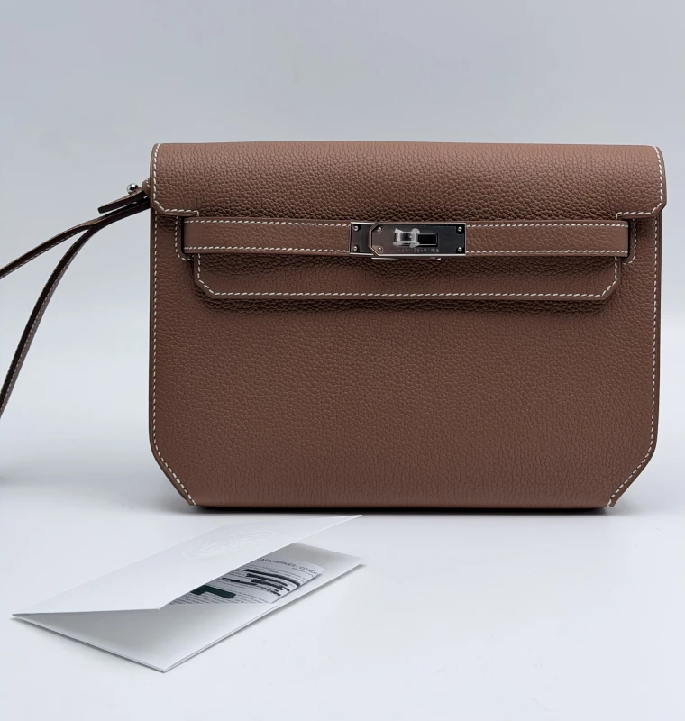 Hermès KELLY DEPECHES 25 TOGO VERT AMANDE PHW KD25TVA 3