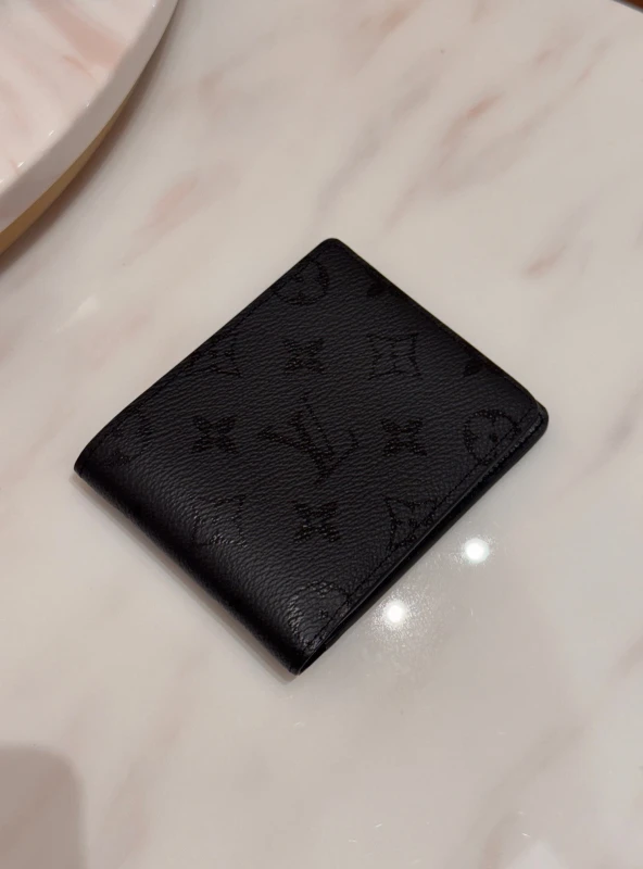Louis Vuitton Multiple Wallet M26744 2