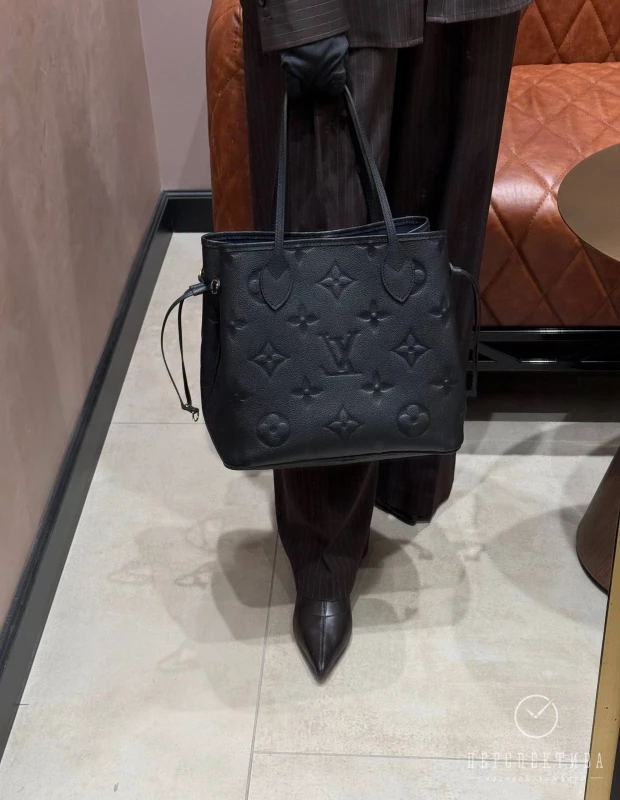 Louis Vuitton Neverfull MM Tote Bag M45685 9