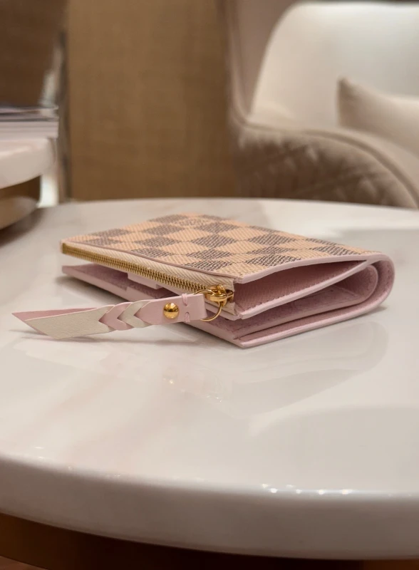 Louis Vuitton Lisa Wallet N40921 5