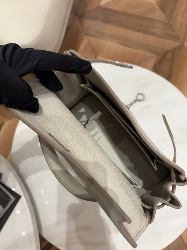 Hermès Kelly Retourne 25 Beton Gris PHW K25BGT 2