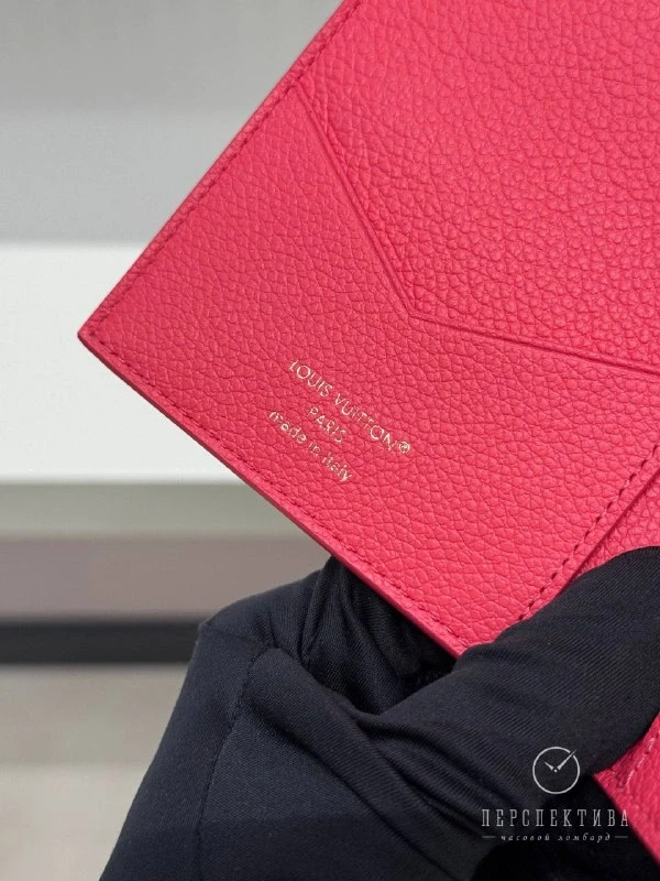 Louis Vuitton Passport Cover M27677 3