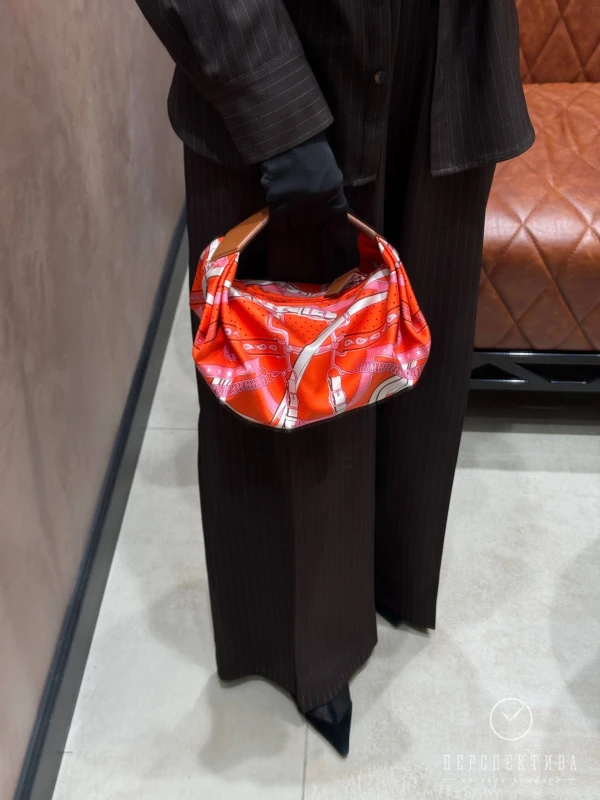 Hermès La Promenade du Matin Bandana H084907CKAD 2