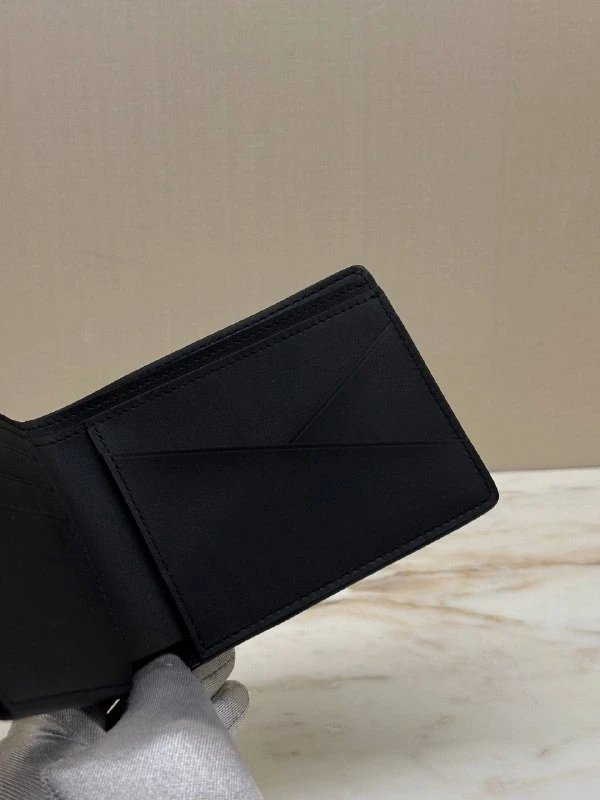 Louis Vuitton Multiple Wallet M82072 6