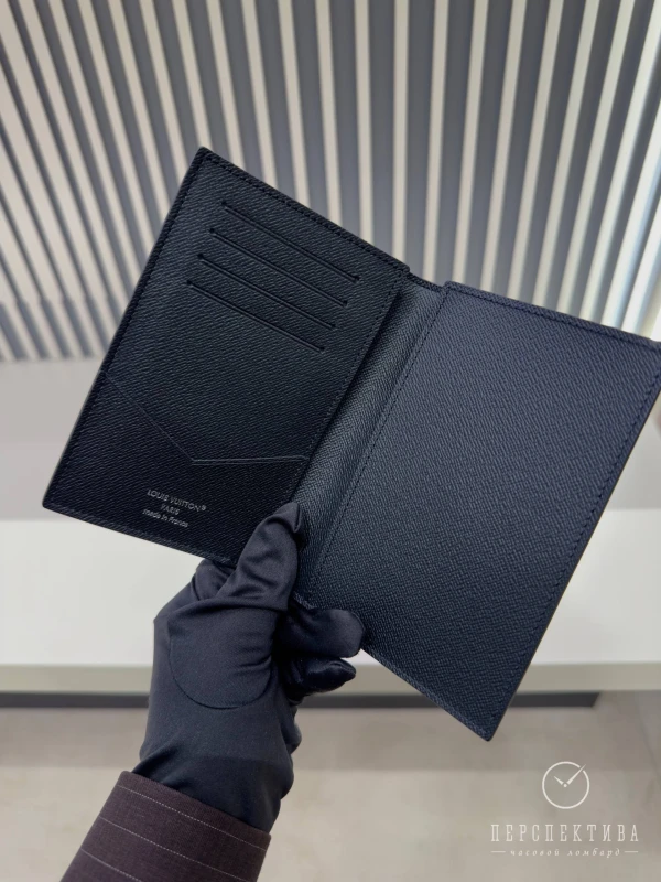 Louis Vuitton Passport Cover Monogram Eclipse M64501 3