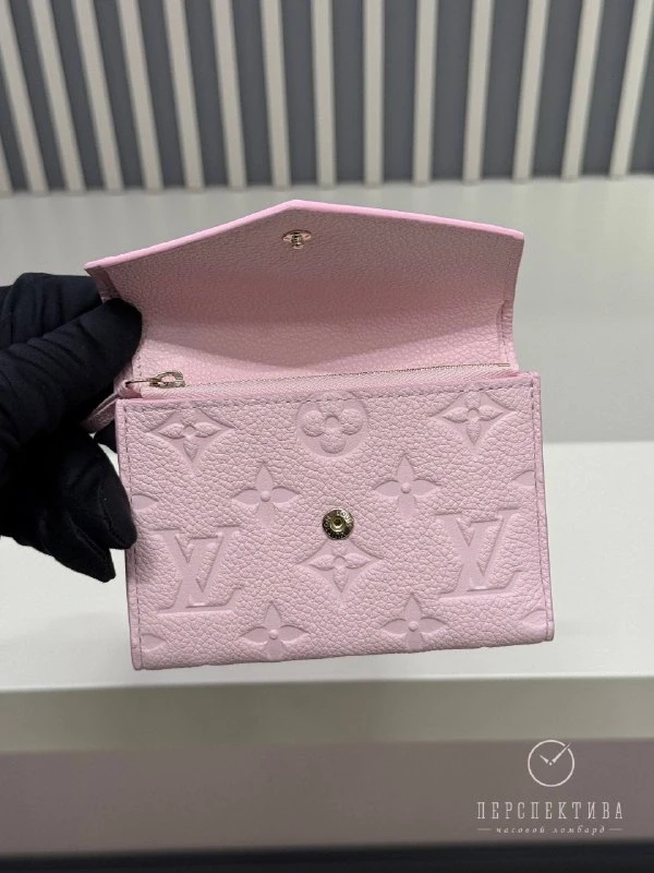 Louis Vuitton Victorine Wallet M26895 9