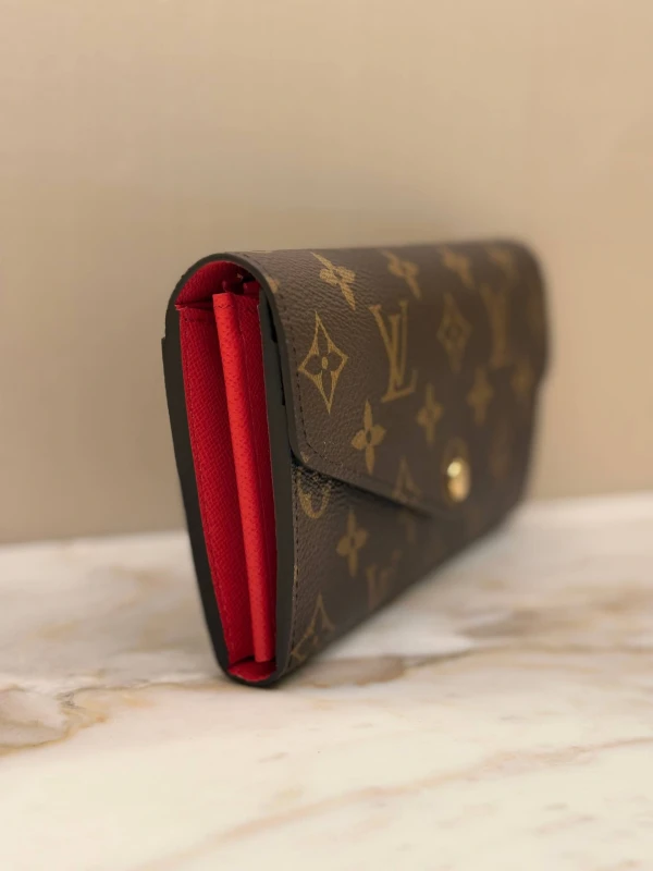 Louis Vuitton Sarah Wallet M62236 4