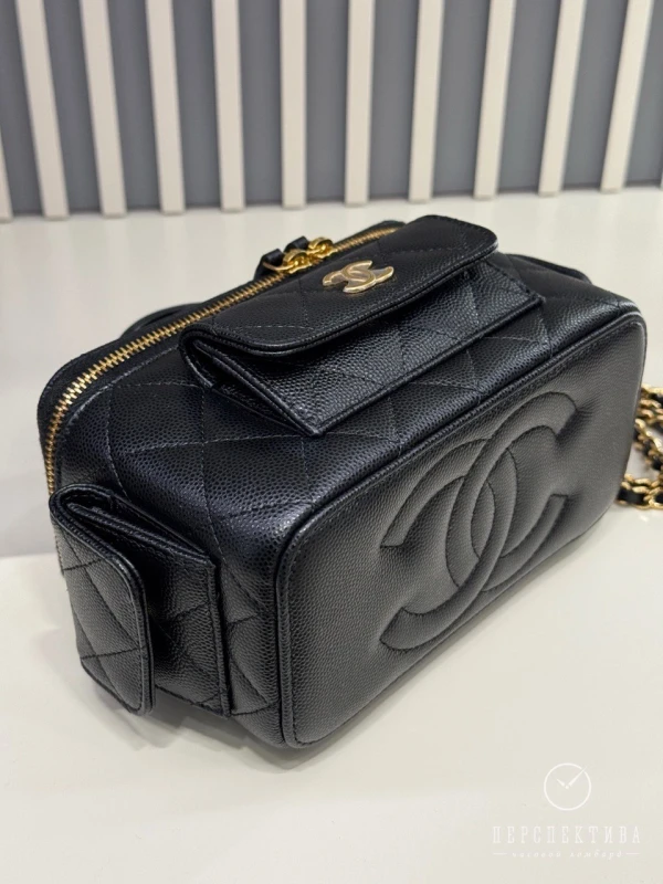 Chanel Vanity Clutch With Gold Chain Pockets Black ap3017b1364994305 8