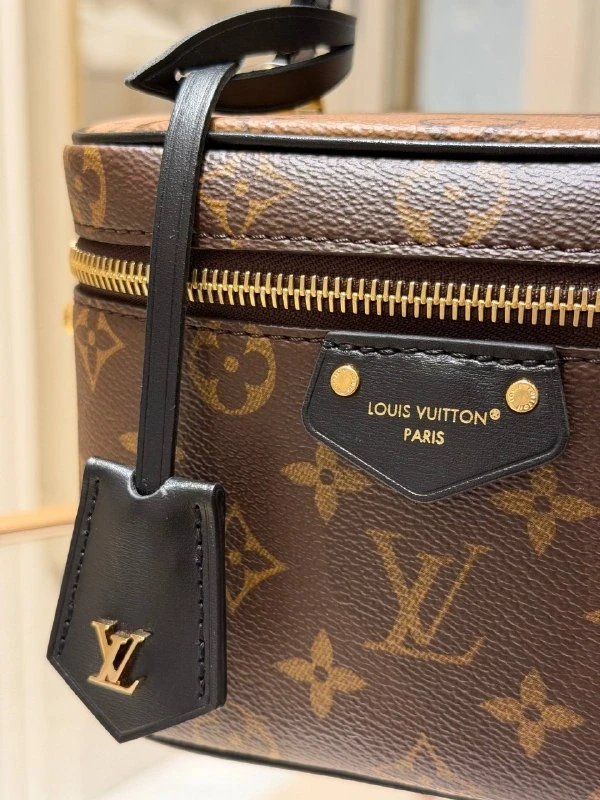 Louis Vuitton Vanity PM M47128 3