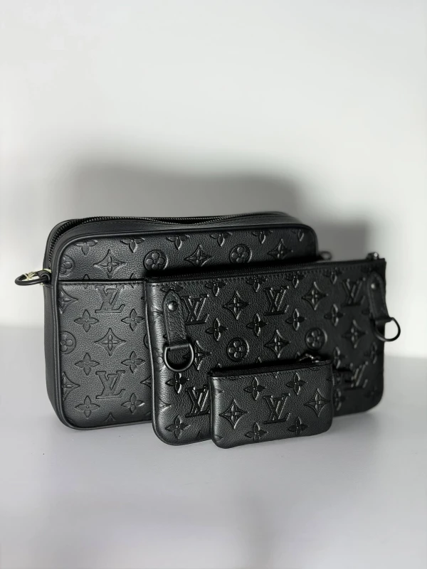 Louis Vuitton Trio Messenger M26713 5