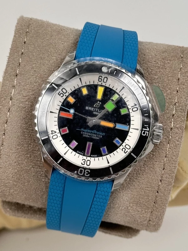 Breitling SUPEROCEAN AUTOMATIC 42 A17375211B2S1 4
