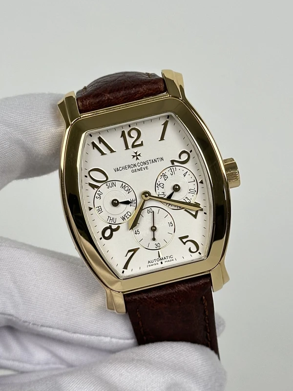 Vacheron Constantin Tonneau Day & Date Royal Eagle 42008/000J-9061 3