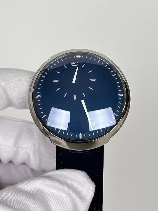 Ressence TYPE 8 Cobalt Blue TYPE 8 2