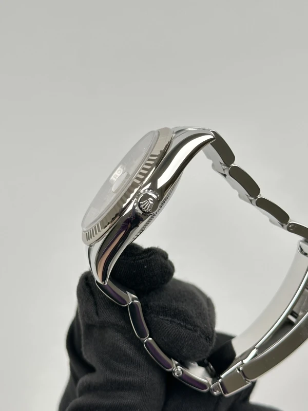 Rolex 36 mm, steel and white gold 116234-0136 4