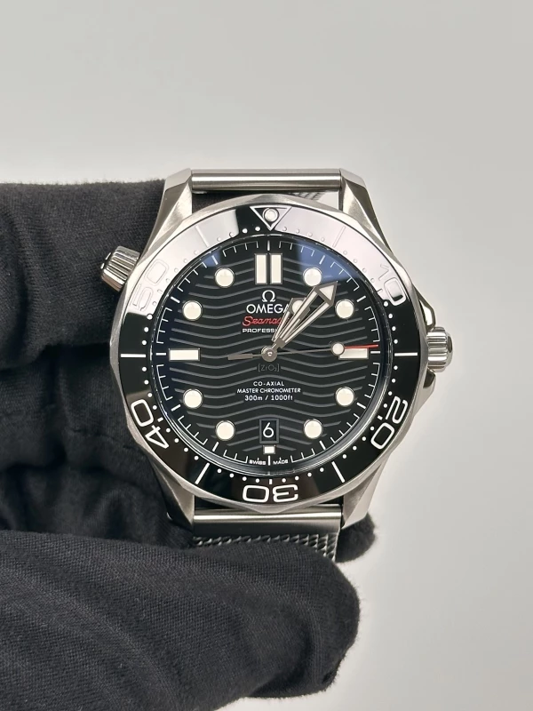Omega Diver 300M Omega Co‑Axial Master Chronometer 42 mm 210.32.42.20.01.001 3