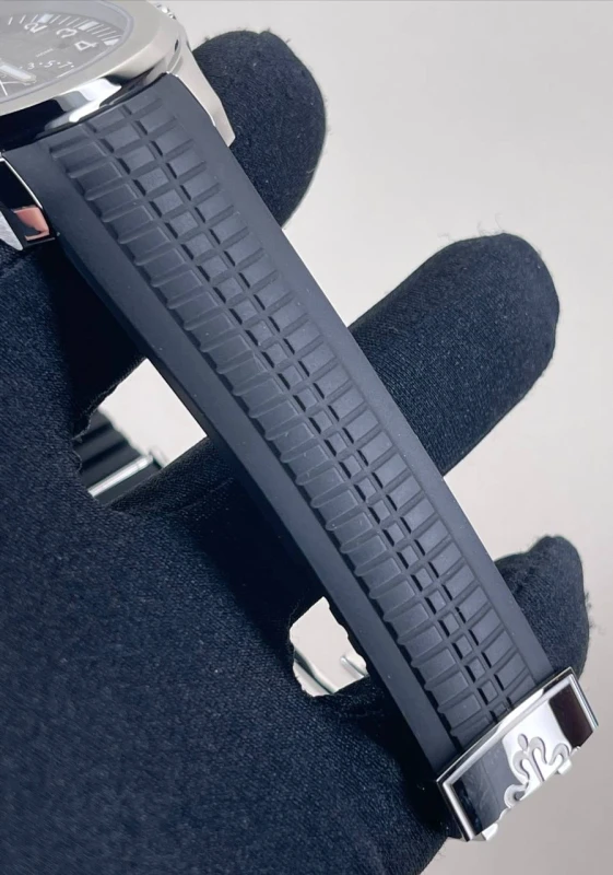 Patek Philippe Travel Time 5164A-001 6