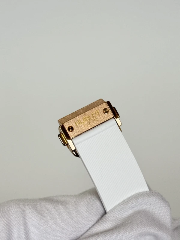 Hublot Red Gold All White Diamonds 361.PE.9010.RW.1704 6
