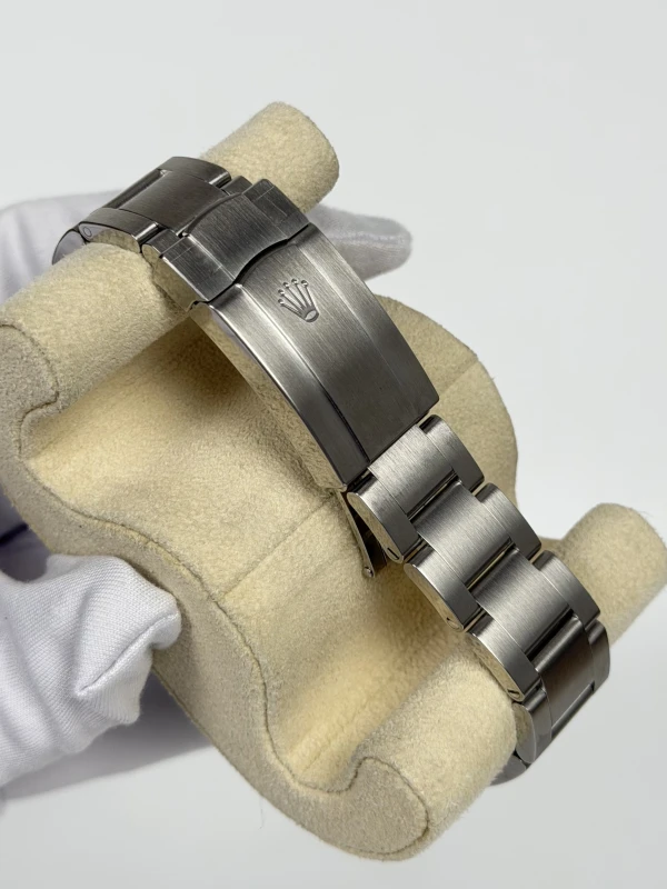 Rolex 41 mm Steel 124300-0006 4