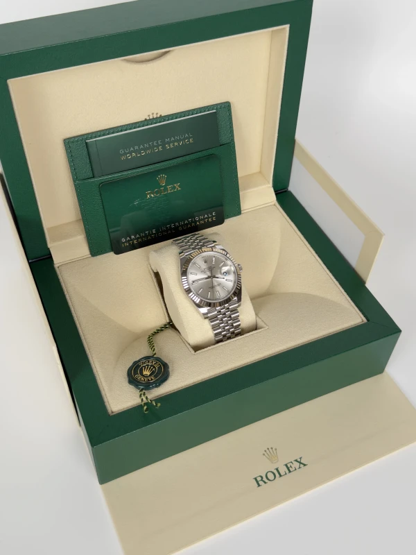 Rolex 41 mm, steel and white gold 126334-0004 5
