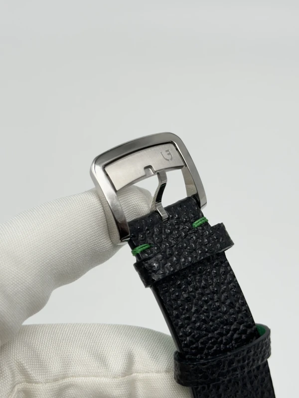 Konstantin Chaykin Louis Erard UNFROGETTABLE GREEN 85340AA01.BVA191 5