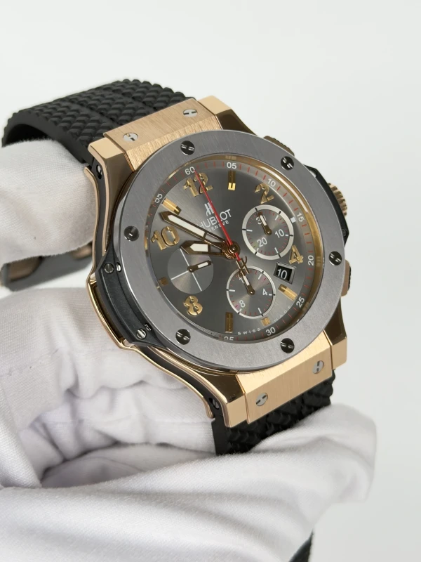Hublot 301.PT.401.RX 3