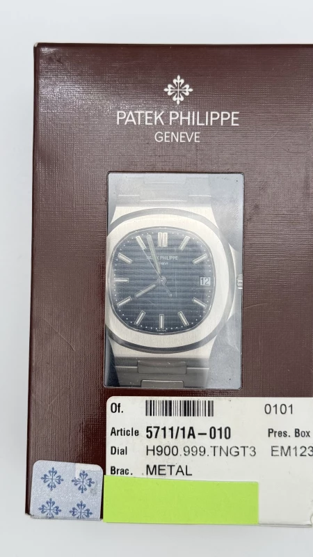 Patek Philippe 5711/1 5711/1A-010 4