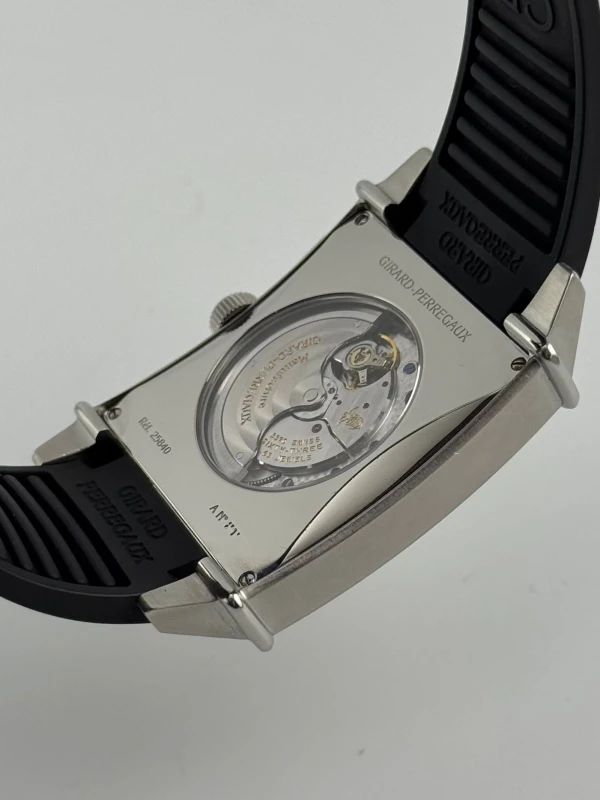 Girard Perregaux 1945 Vintage XXL, Chronograph 25840-11-611-FK6A 8