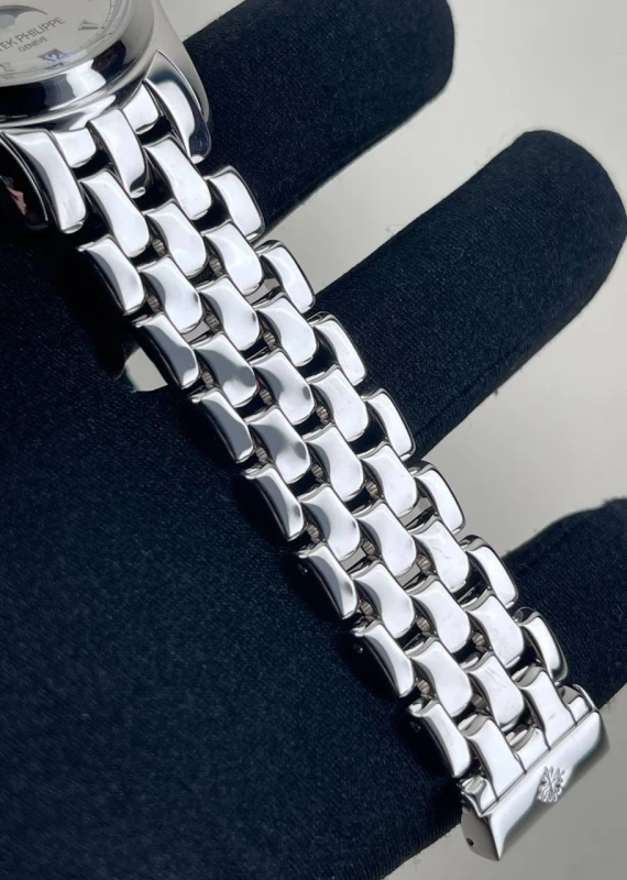 Patek Philippe Annual Calendar 5036 5036/1G-018 7