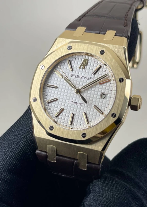 Audemars Piguet Selfwinding 39 mm 15300BA.OO.D088CR.01 2
