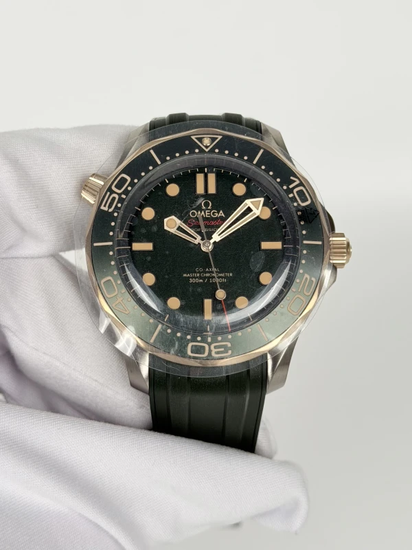 Omega DIVER 300M 210.92.42.20.10.001 2