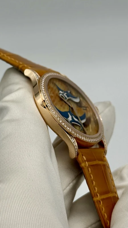 Patek Philippe Rare Handcrafts Manta Rays on a Sand-Colored Ground 5077/100R-064 5