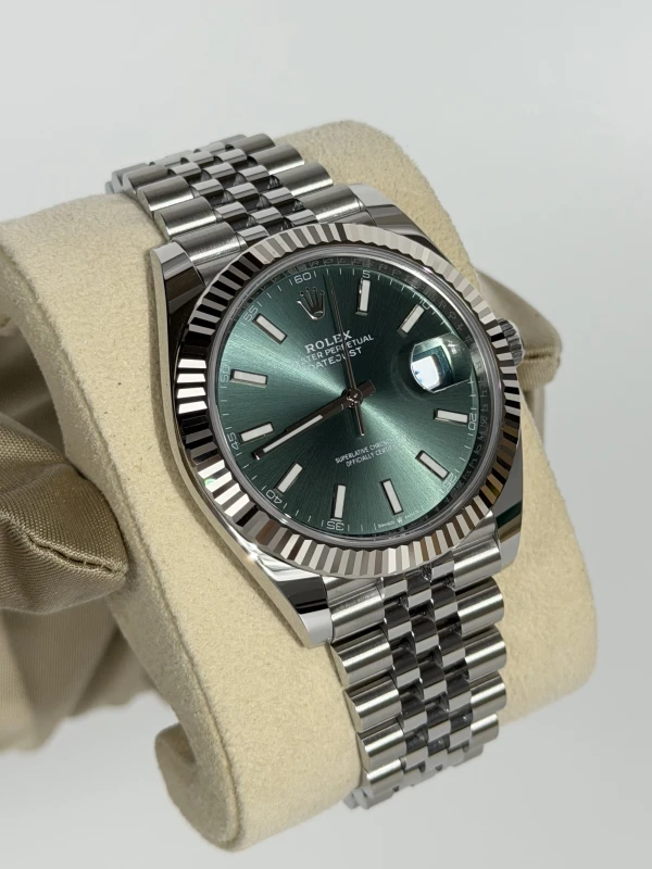 Rolex 41 mm, Oystersteel and white gold 126334-0028 2