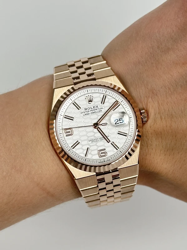 Rolex Land-Dweller 40 127335-0001 6