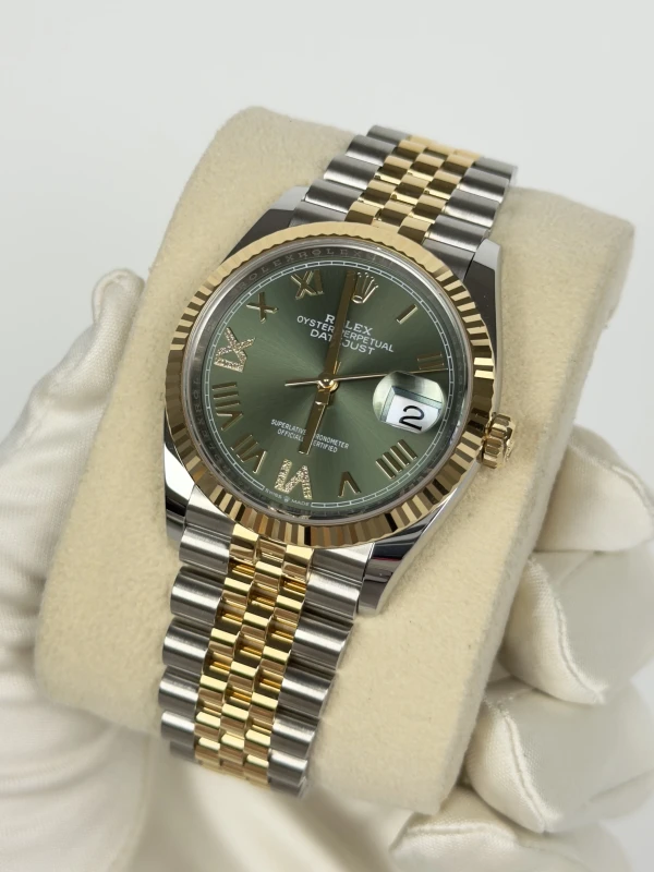 Rolex 36 mm, Oystersteel and yellow gold 126233-0025 3