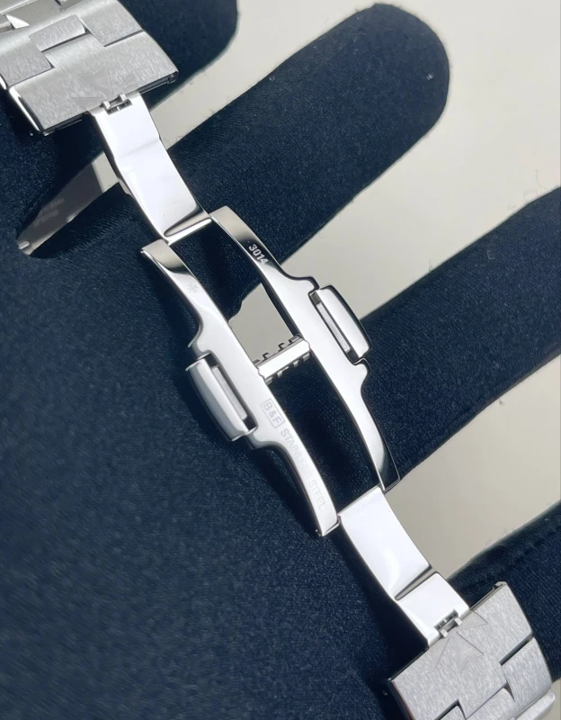 Vacheron Constantin Tourbillon 6000V/110A-B544 6