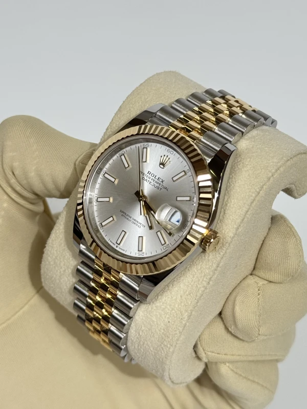 Rolex 41 mm, steel and yellow gold 126333-0002 2