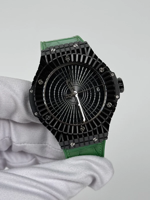Hublot Caviar Automatic 41mm 346.CX.1800.RX 3