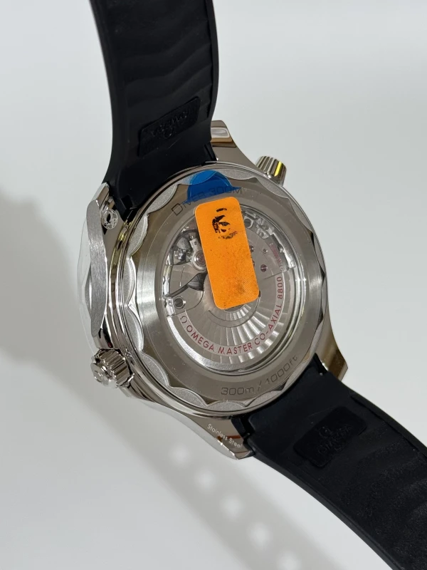 Omega Diver 300M Omega Co‑Axial Master Chronometer 42 mm 210.32.42.20.01.001 7