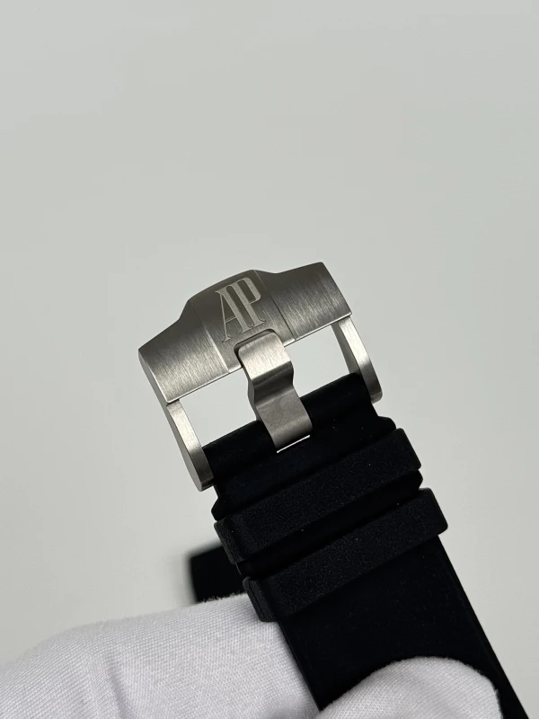 Audemars Piguet Chronograph 44mm 26405ce.oo.a002ca.013CR.01 8