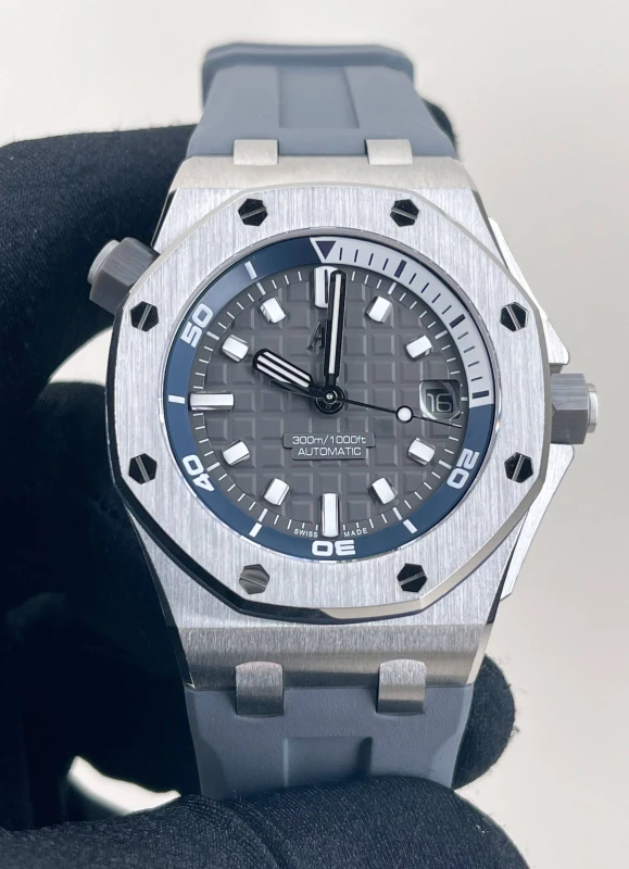 Audemars Piguet Diver 15720ST.OO.A009CA.01 5
