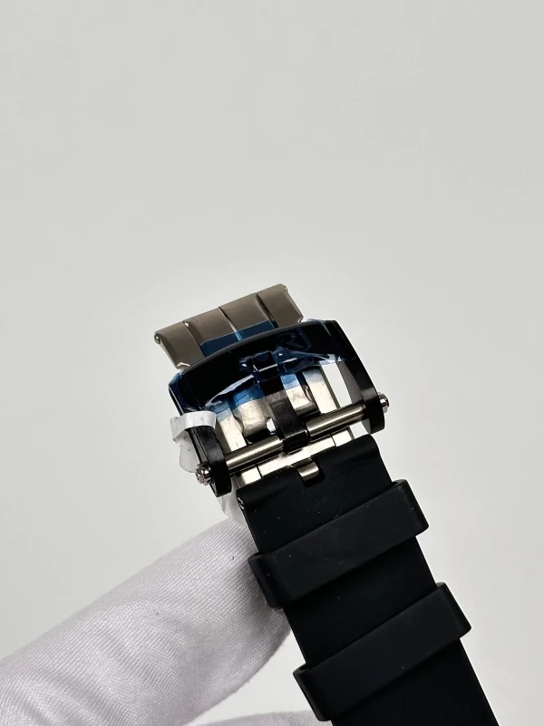 Romain Jerome Automatic T.BBB22.00 8