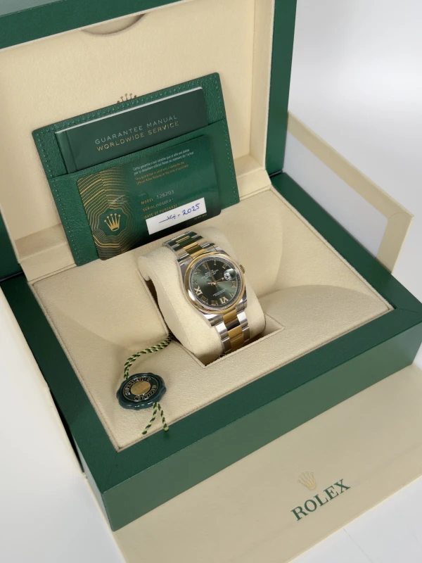 Rolex 36 mm, Oystersteel and yellow gold 126203-0026 5